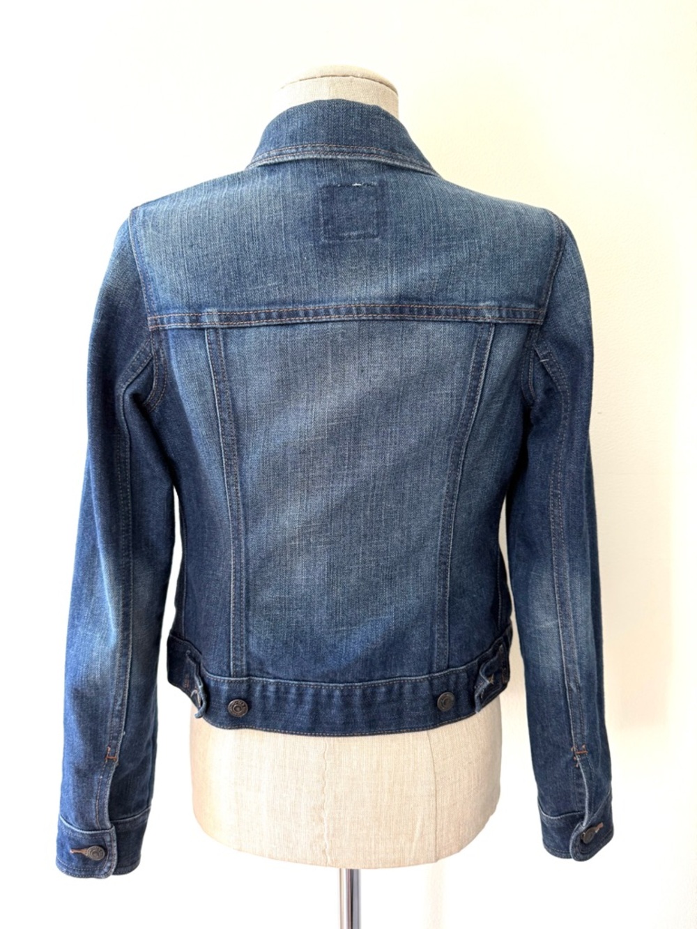 Old Navy Dark Worn Denim Trucker Jean Jacket Vintage 2012 Size S Classic - Picture 5 of 12
